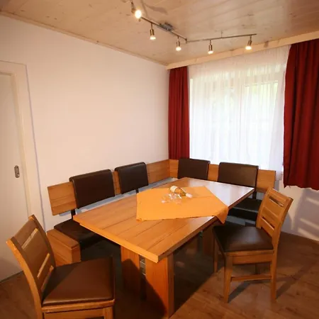 Апарт-отель Familienappartements Eder - Free Entry To Tauern Included