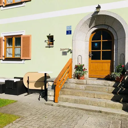 Aparthotel Familienappartements Eder - Free Entry To Tauern Included 2*