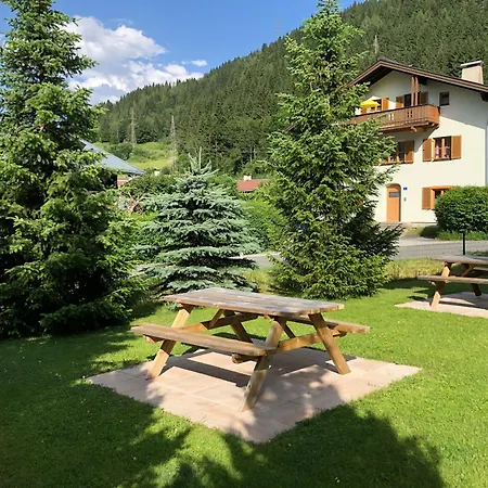Familienappartements Eder - Free Entry To Tauern Included 2* Капрун