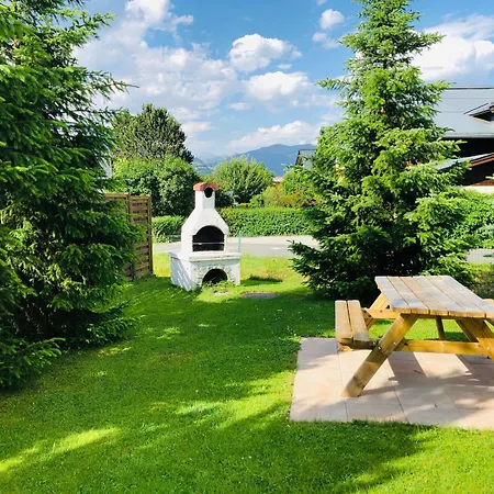 Familienappartements Eder - Free Entry To Tauern Included Апарт-отель 2*