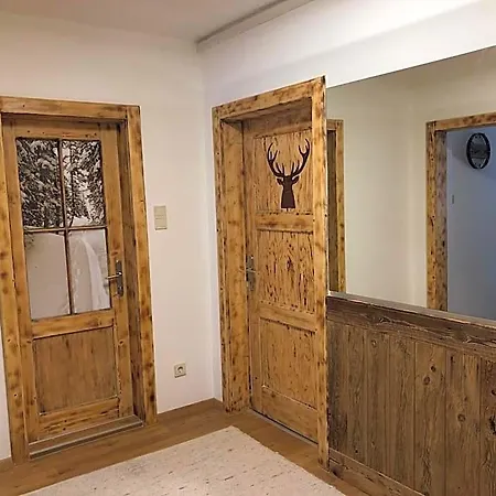 Familienappartements Eder - Free Entry To Tauern Included מלון דירות קפרון