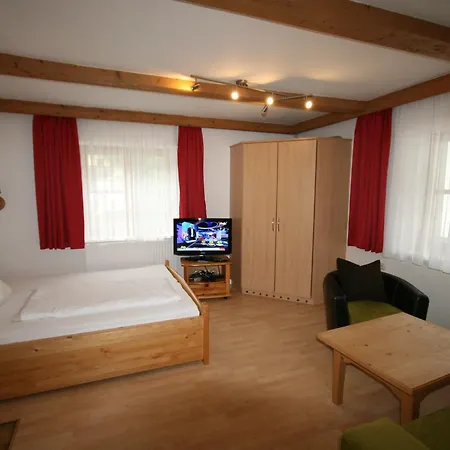 Familienappartements Eder - Free Entry To Tauern Included Апарт-отель